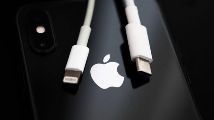 iPhone 15 USB-C kablo
