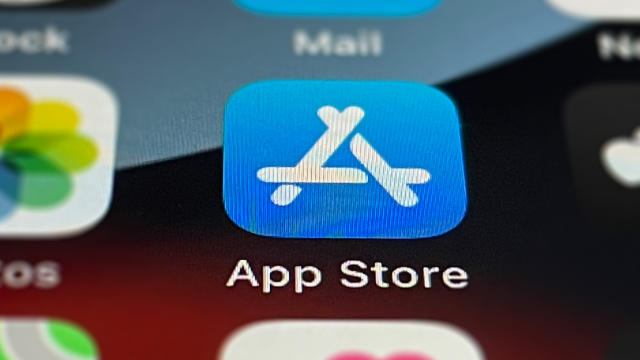 Apple'dan Sürpriz Hamle: App Store Dışı İndirmelere Ücret Geliyor!