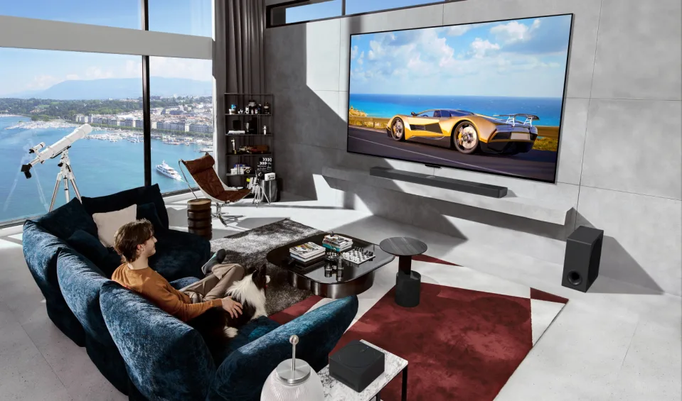 LG, CES öncesinde AI işlemcili 2024 OLED TV'yi tanıtıyor