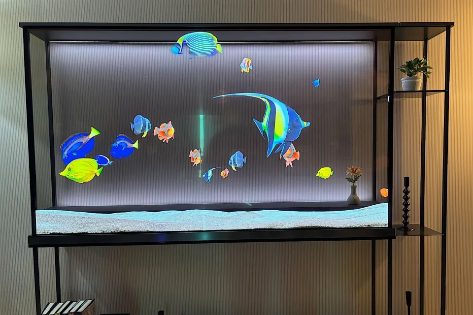 LG dünyanın ilk kablosuz şeffaf OLED TV'sini CES 2024'e getirdi
