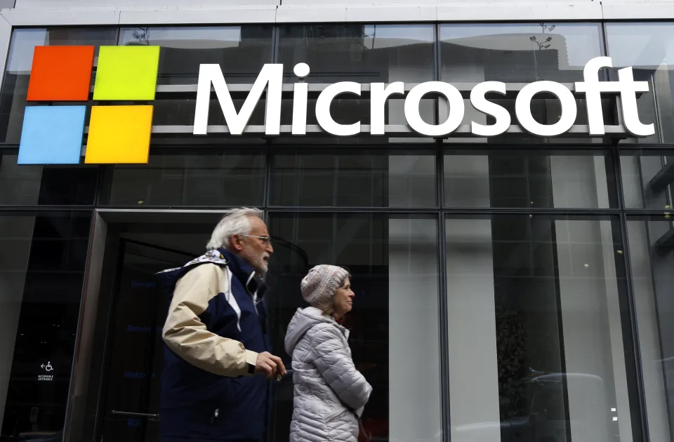 Microsoft'a Yönelik Rus Saldırısı: Üst Yönetimin E-postaları Tehlikede!