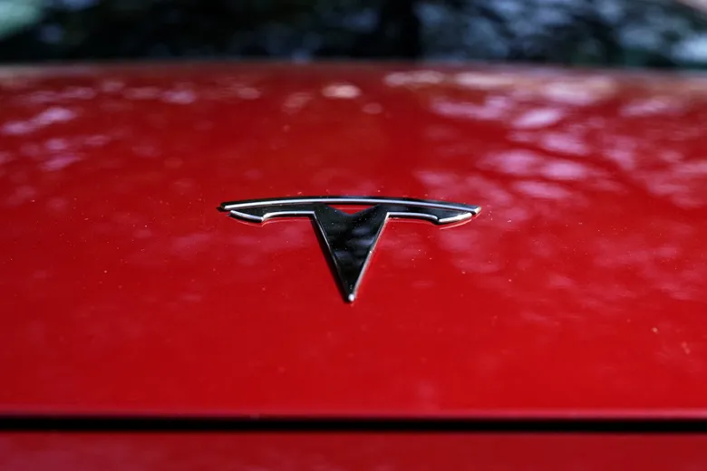 Tesla, 200.000 aracı geri çağırıyor! Peki neden?