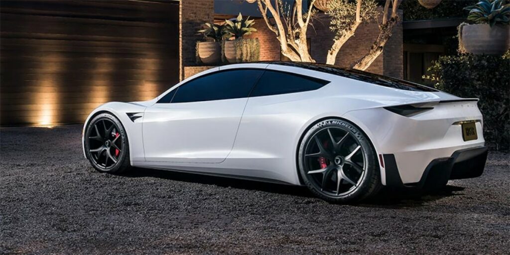 Tesla Roadster Yakında Yollarda! Saniyede 0’dan 97 km/saat Hıza Ulaşıyor!