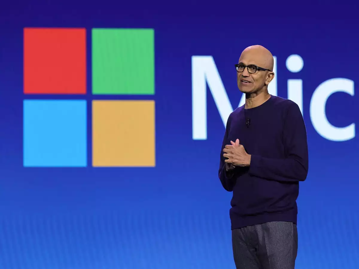 Microsoft CEO'su Satya Nadella, Dahili Not ile Yeni Güvenlik Talimatını Yayımladı!
