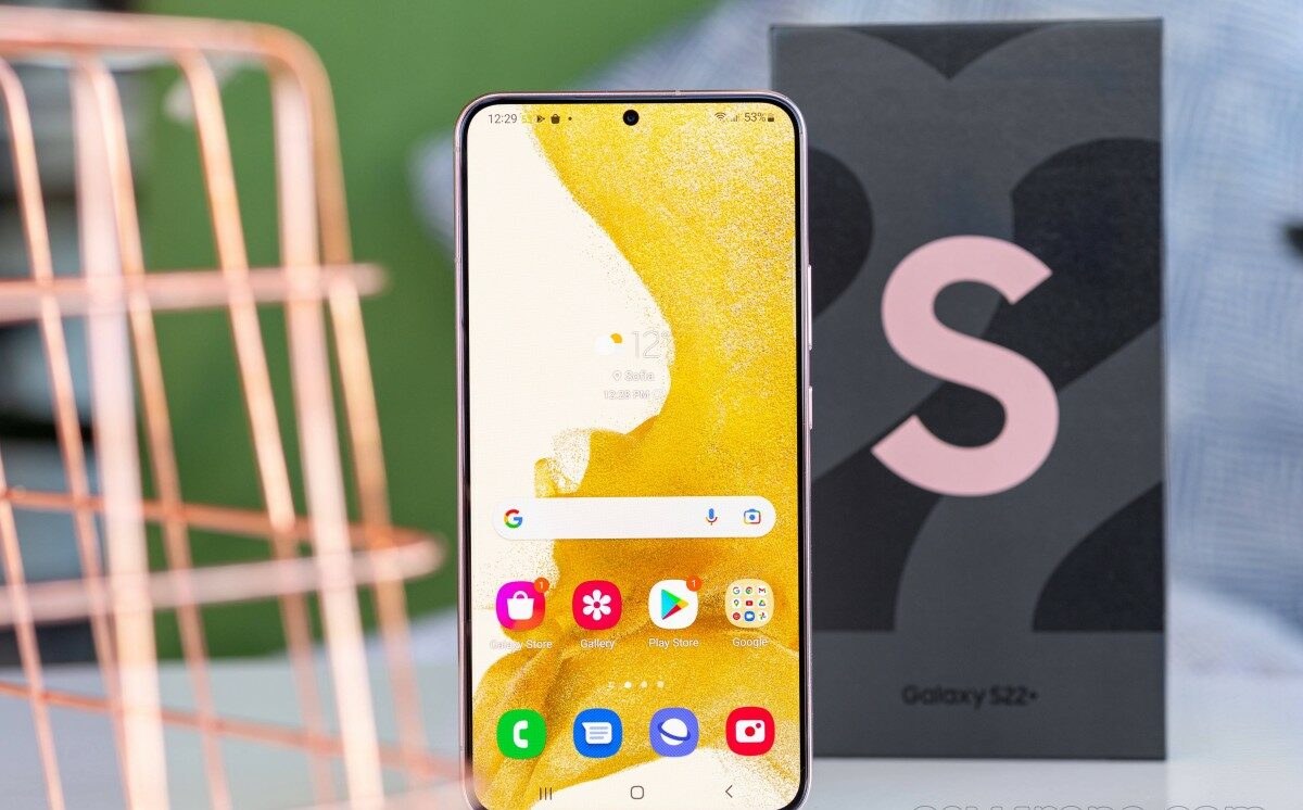 Samsung Galaxy S22 Serisi Avrupa’da One UI 6.1 Güncellemesine Kavuşuyor!