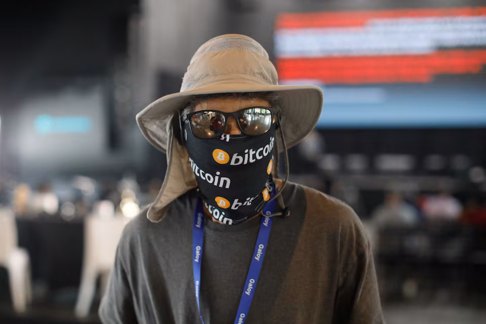 El Salvador'daki Kripto Yatırımcıları Trump'ın Güçlendirdiği Bitcoin Yükselişini Kutluyor