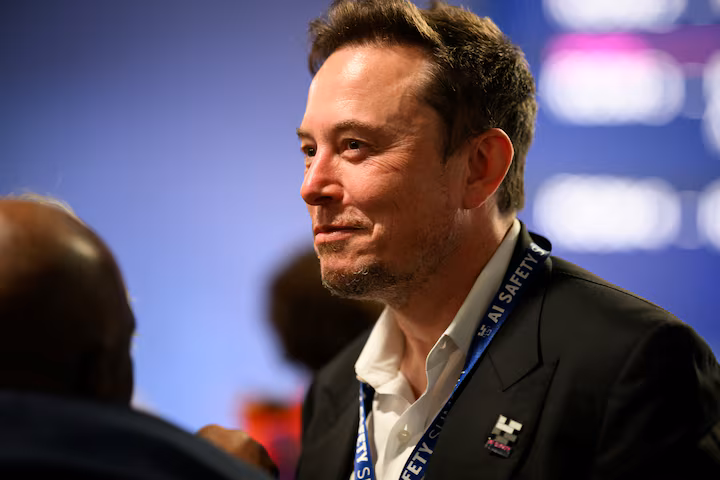 Tesla yatırımcıları, Musk'ın 2018'deki tweetleri nedeniyle ABD'de yeni bir dava açma konusunda başarısız oldu