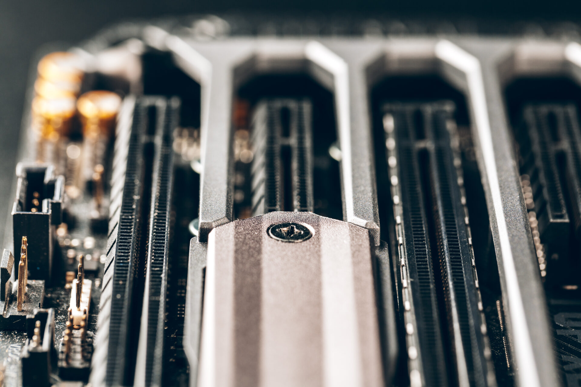 PCI Express 8.0 standardı ile veri iletiminde yeni bir çağ başlıyor