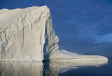 Dünyanın en büyük buzdağı A23a hızla parçalanarak yok oluyor