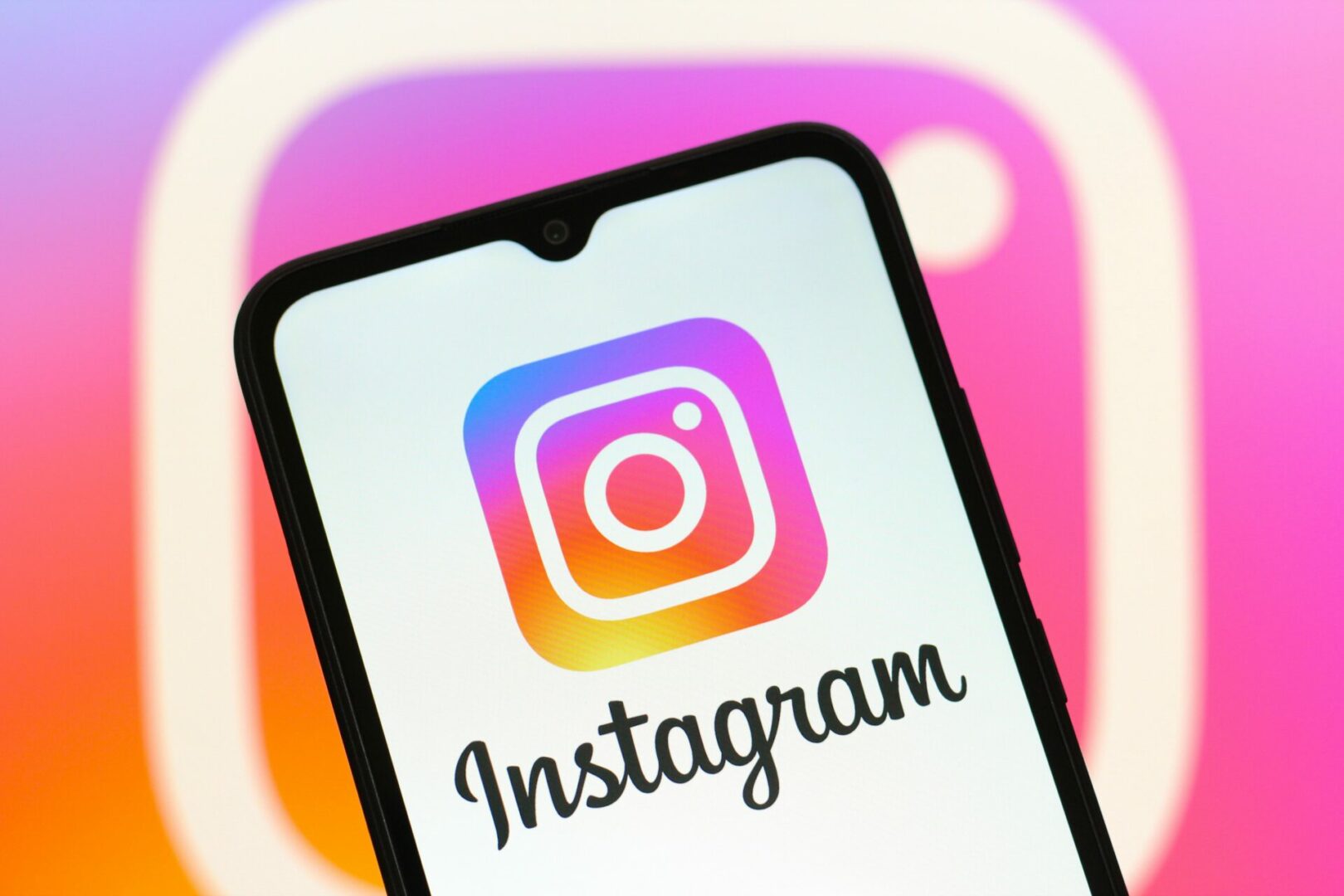 Instagram, ebeveyn kontrolleri ile yapay zeka sohbetlerini denetim altına alıyor