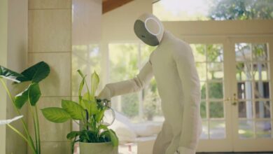 İnsansı robot 1X Neo ile evde yeni yardımcı dönemi