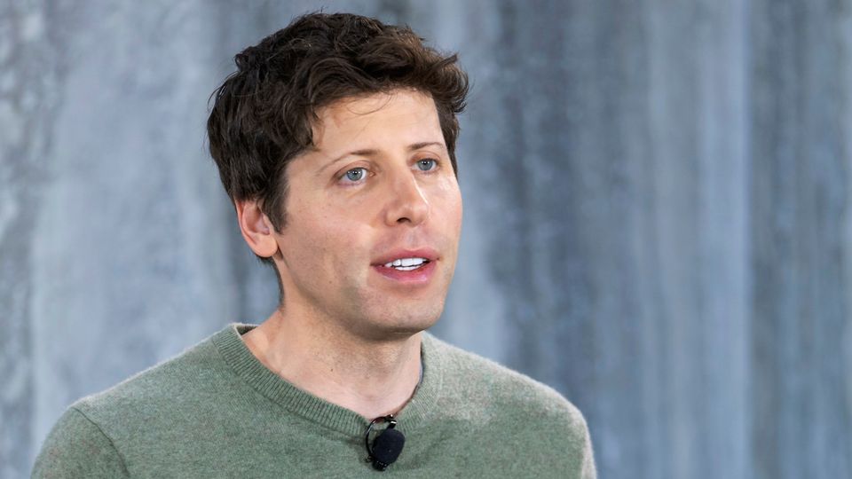 Sam Altman yazılım sektörü dönüşümünde yapay zekanın rolünü vurguladı